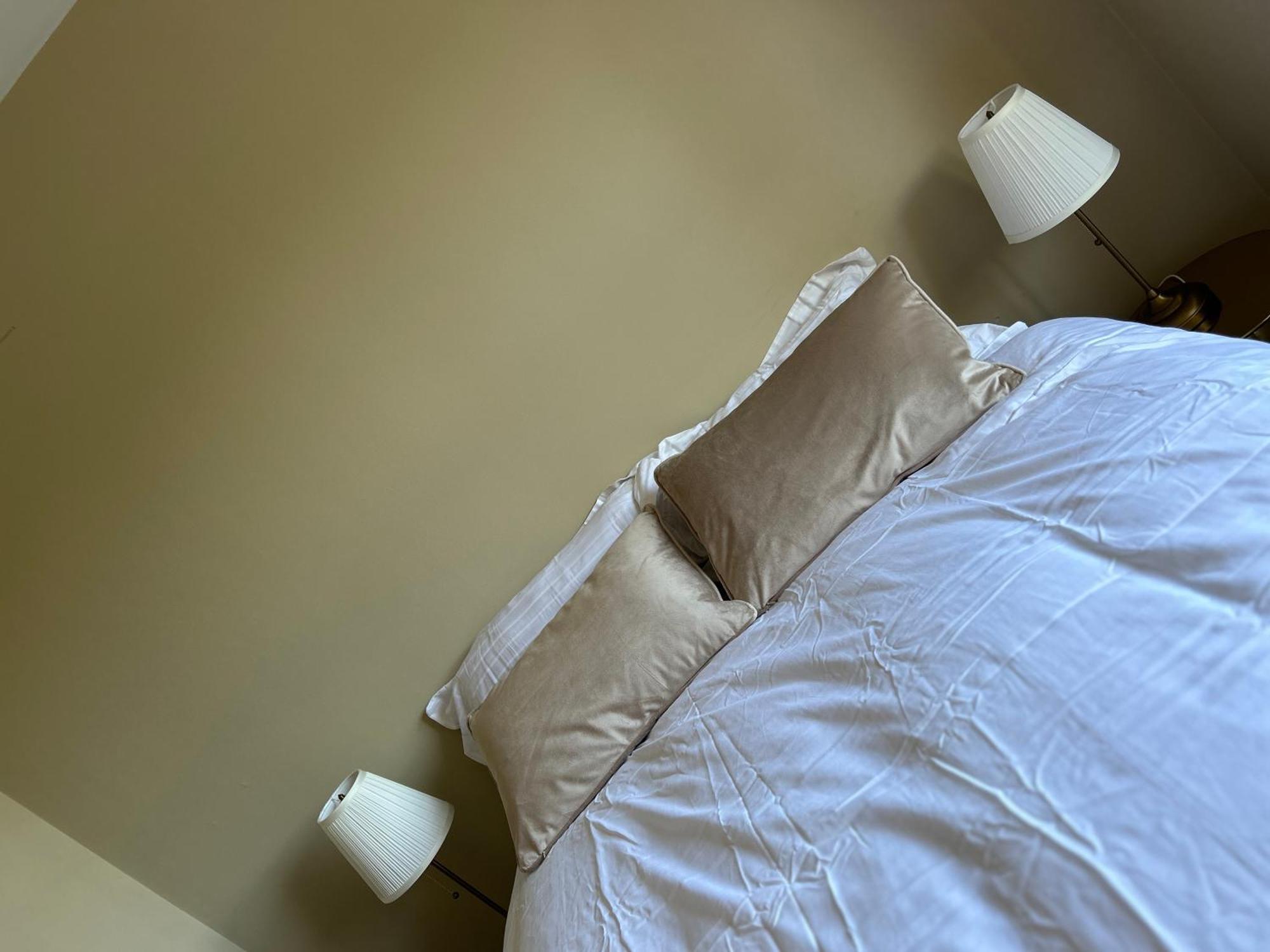 Belfast - Relax & Unwind In Our Skyline Retreat - 3 Bedroom Apartment With Parking Ngoại thất bức ảnh