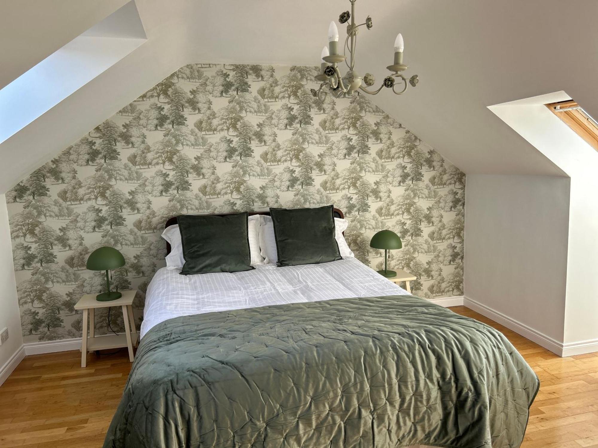 Belfast - Relax & Unwind In Our Skyline Retreat - 3 Bedroom Apartment With Parking Ngoại thất bức ảnh